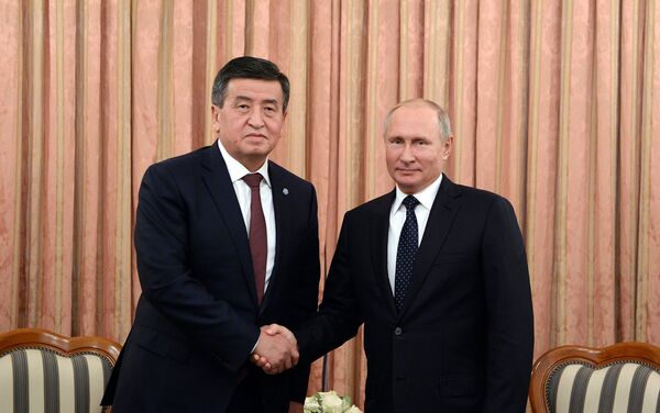 Главы двух стран обсудили перспективы сотрудничества Кыргызстана с Россией, а также вопросы реализации совместных проектов в рамках многостороннего взаимодействия СНГ, ЕАЭС и ОДКБ. - Sputnik Кыргызстан