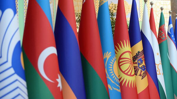 Флаги на заседании Совета Глав государств Содружества Независимых Государств. Архивное фото - Sputnik Кыргызстан