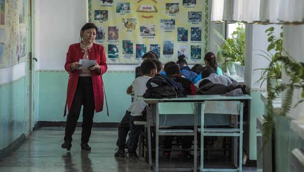 Пригородная средняя общеобразовательная школа - Sputnik Кыргызстан