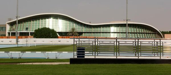 Кыргызстандын Футбол федерациясынын делегациясы эмдиги жылы Азия кубогу өтө турчу Бириккен Араб Эмиратындагы инфраструктура менен таанышып келди - Sputnik Кыргызстан