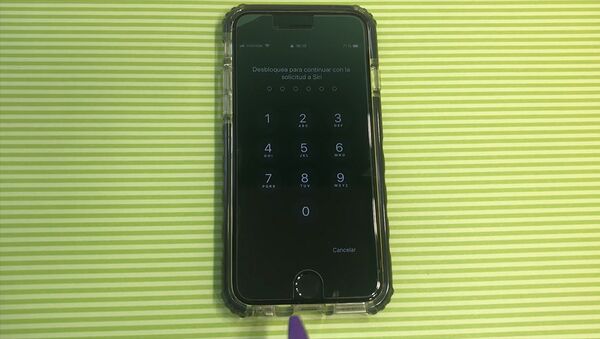 Как взломать iPhone с помощью голосового помощника Siri — видео - Sputnik Кыргызстан