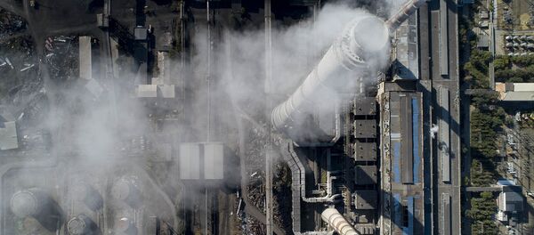 Что происходит на ТЭЦ Бишкека перед зимой? Мы побывали там — видео с дрона - Sputnik Кыргызстан