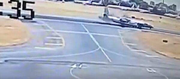 Суданда эки учактын кагышкан учуру видеого түшүп калган Суданда эки учактын кагышкан учуру видеого түшүп калган - Sputnik Кыргызстан