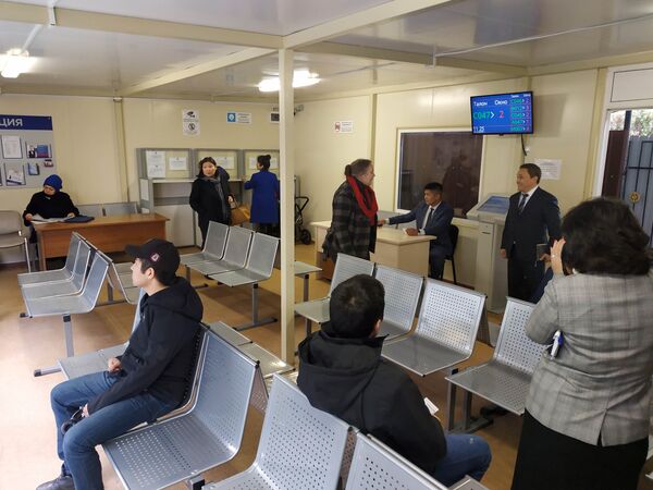 Работа посольства Кыргызстана в России  - Sputnik Кыргызстан