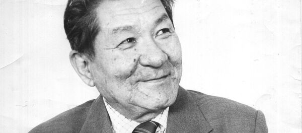 Кыргыз элинин залкар төкмө акындарынын бири Ашыраалы Айталиев  - Sputnik Кыргызстан