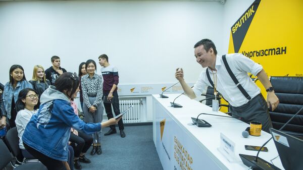 Мастер-класс для студентов факультета журналистики Бишкекского гуманитарного университета - Sputnik Кыргызстан