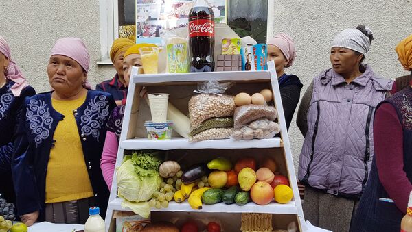Фестиваль правильного питания в селе Октябрь Сузакского района - Sputnik Кыргызстан