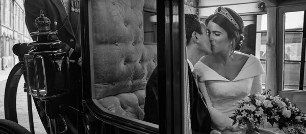 Свадьба принцессы Евгении Йоркской и Джека Бруксбэнка в Британии - Sputnik Кыргызстан