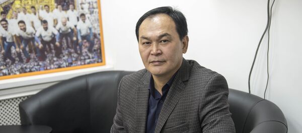 Специалист санитарного надзора Имакеев - Sputnik Кыргызстан