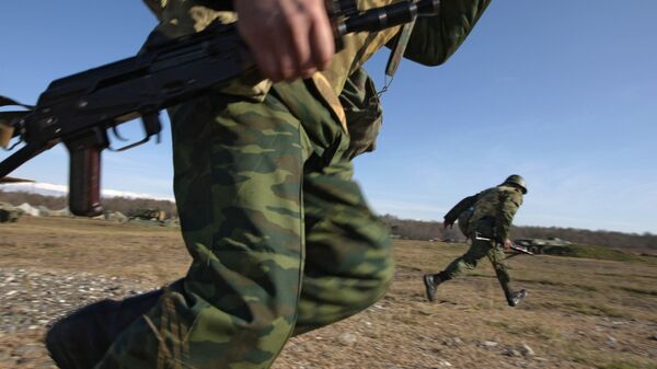 Военнослужащие на учениях. Архивное фото - Sputnik Кыргызстан