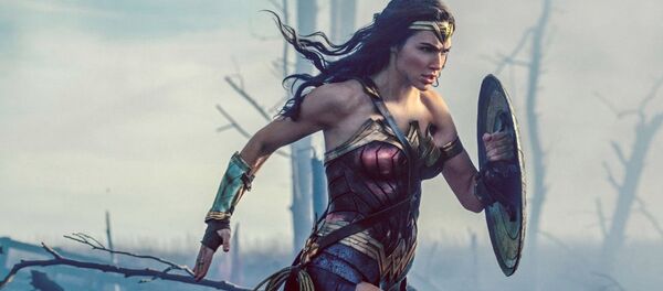 Кадр из кинофильма Чудо-женщина - Sputnik Кыргызстан