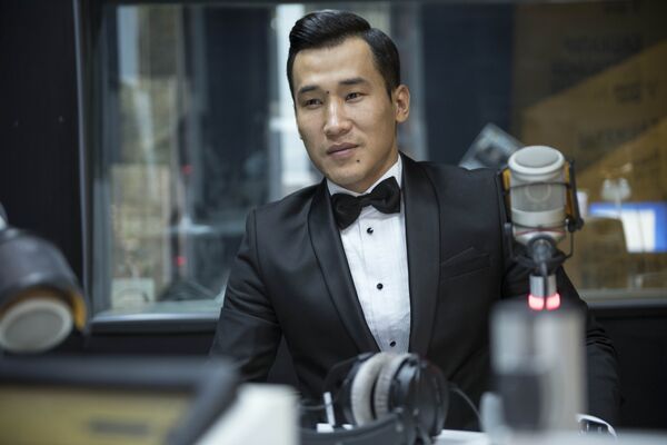 Кыргызский телеведущий, тамада Санжар Мыкыев - Sputnik Кыргызстан