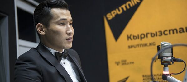 Белгилүү алып баруучу, тамада Санжар Мыкыев - Sputnik Кыргызстан