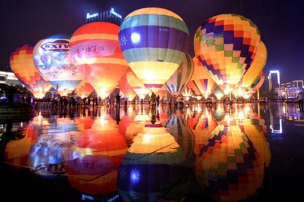 Фестиваль воздушных шаров в Гуйчжоу - Sputnik Кыргызстан