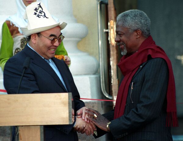 Визит генсекретаря ООН Кофи Аннана в Бишкек - Sputnik Кыргызстан