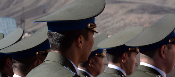 Сотрудники правоохранительных органов. Архивное фото - Sputnik Кыргызстан