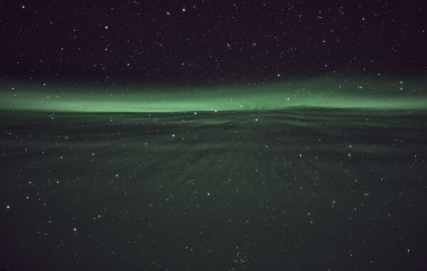 Снимок Speeding on the Aurora lane фотографа Nicolas Lefaudeux, победивший в категории Aurorae фотоконкурса Insight Astronomy Photographer of the year 2018 - Sputnik Кыргызстан