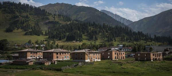 Лонгрид: За 6 лет цены на здешние дома выросли в 30 раз! - Sputnik Кыргызстан