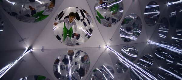 Выставка-иллюзия Алиса в стране чудес - Sputnik Кыргызстан