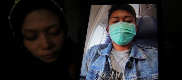 Крушение пассажирского самолета Boeing 737 у берегов Индонезии Крушение пассажирского самолета Boeing 737 у берегов Индонезии - Sputnik Кыргызстан