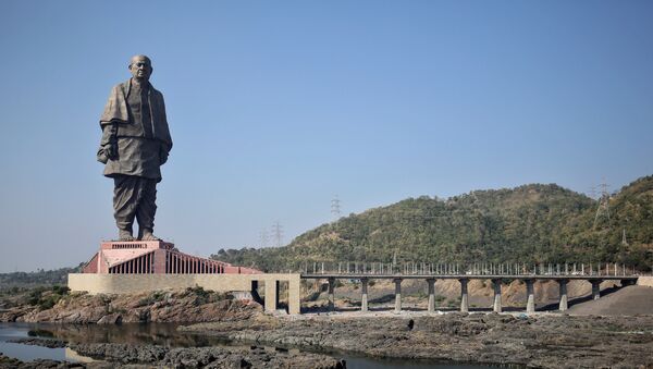 Монумент деятелю индийского национально-освободительного движения Виллабхаи Пателю в Индии - Sputnik Кыргызстан