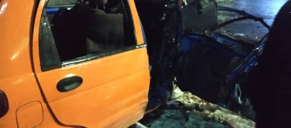 Бишкекте ири жол кырсыгы болгонун күбө айдоочулардын WhatsApp тиркемесиндеги тобуна маалымдады - Sputnik Кыргызстан