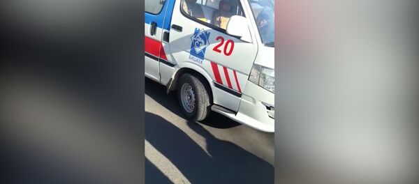 Скорая столкнулась с двумя авто в Бишкеке — видео после ДТП Скорая столкнулась с двумя авто в Бишкеке — видео после ДТП - Sputnik Кыргызстан