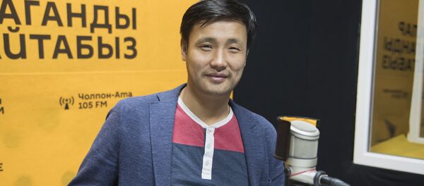 Ютубер Курманбек Жолдошев Ютубер Курманбек Жолдошев - Sputnik Кыргызстан