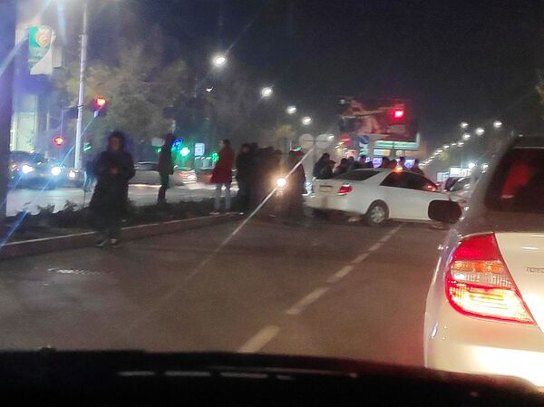 ДТП на пересечении улиц Ибраимова и Московская - Sputnik Кыргызстан