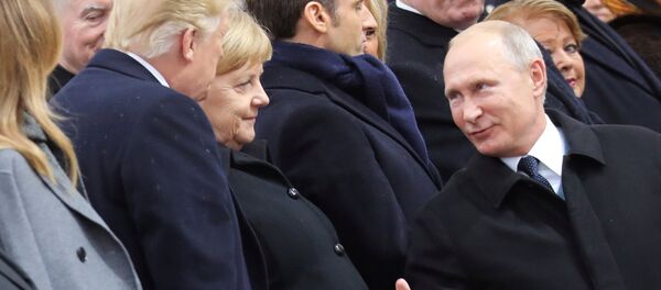 Торжественная церемония по случаю столетия окончания Первой мировой войны Торжественная церемония по случаю столетия окончания Первой мировой войны - Sputnik Кыргызстан