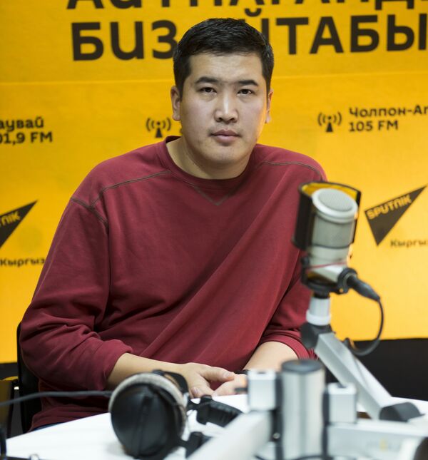 Кыргызский художник Максат Болотбеков - Sputnik Кыргызстан