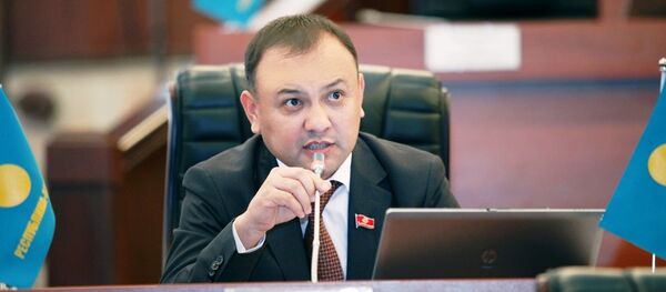 ЖК депутаты Таабалды Тиллаев. Архив ЖК депутаты Таабалды Тиллаев. Архив - Sputnik Кыргызстан