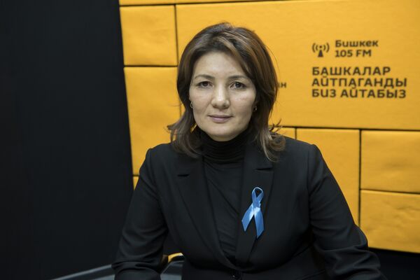 Диабет менен ооруган баламдын тамак, дарысына акча калбай калды. Ата-энелердин муңу - Sputnik Кыргызстан