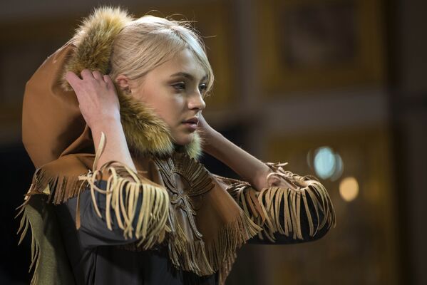 Бишкекте Fashion week Kyrgyzstan — 2018 мода жумалыгы өтүп жатат - Sputnik Кыргызстан