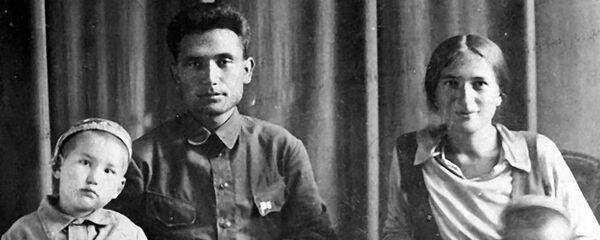 Төрөкул Айтматов жана Нагима Айтматова. Архив - Sputnik Кыргызстан