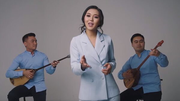 Казахская группа перепела кыргызскую песню Ильяздын ыры — видео - Sputnik Кыргызстан