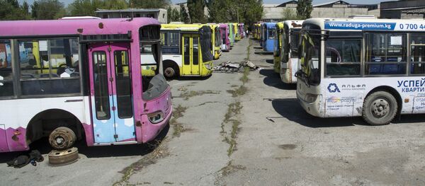 Автопарк списанных автобусов в Бишкеке - Sputnik Кыргызстан