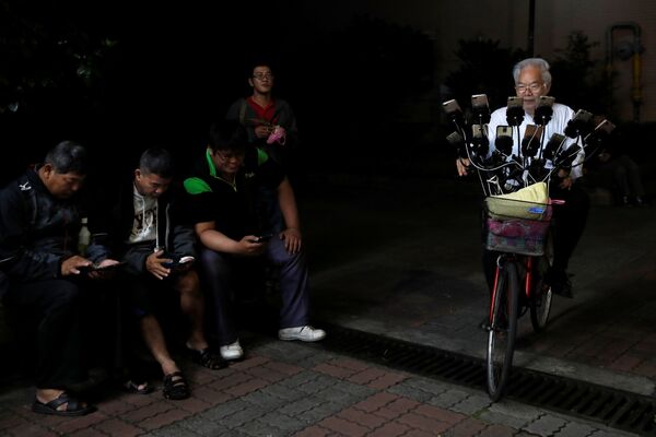 70 летний тайванец Чэнь Сан-Юань, известный как Покемон дедушка - Sputnik Кыргызстан