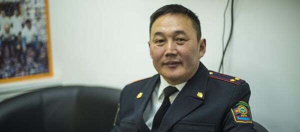 Старший инспектор пресс-службы ГУОБДД МВД Тилек Оторов - Sputnik Кыргызстан