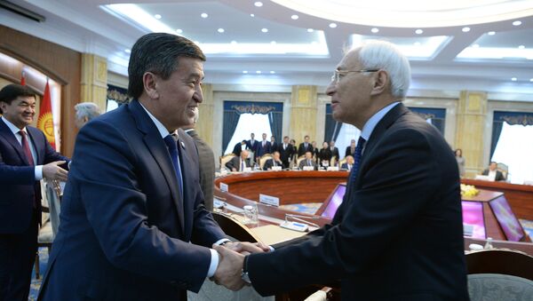Встреча президента Сооронбая Жээнбекова с бывшими спикерами и премьер-министрами Кыргызстана - Sputnik Кыргызстан