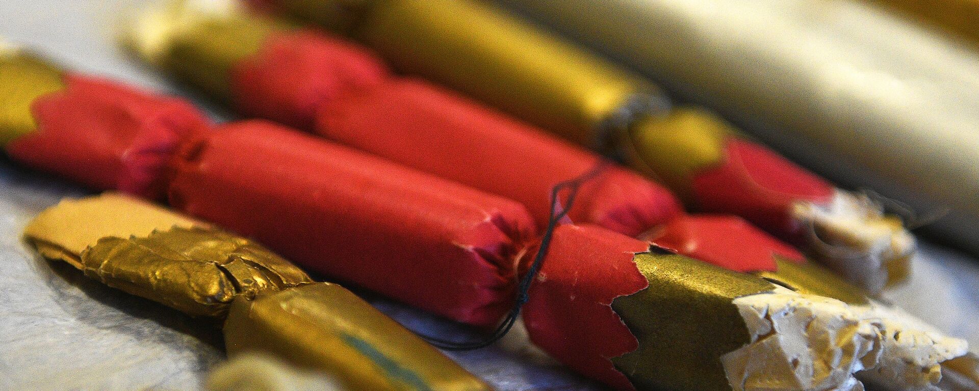 Жаңы жылдык оюнчуктар. Архив - Sputnik Кыргызстан, 1920, 01.04.2026