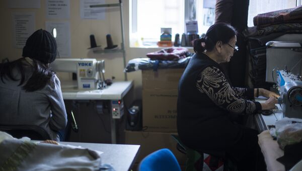 Швейных цех онкобольных женщин в Бишкеке - Sputnik Кыргызстан