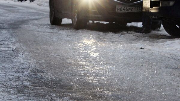 Последствия ледяного дождя в Москве - Sputnik Кыргызстан