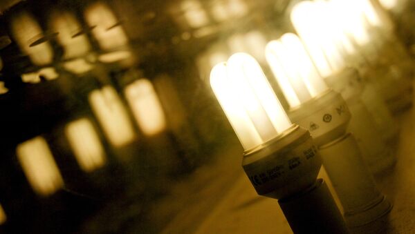 Энергосберегающие лампочки. Архивное фото - Sputnik Кыргызстан