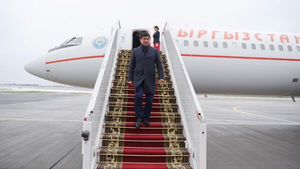 Премьер-министр КР Мухаммедкалый Абылгазиев прибыл в Минск для участия в заседании ЕМПС - Sputnik Кыргызстан