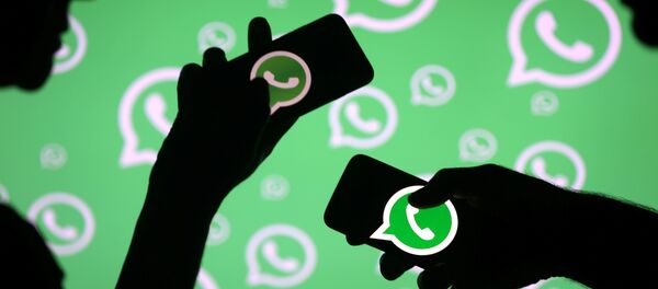 Логотип мессенджера WhatsApp. Архивное фото - Sputnik Кыргызстан