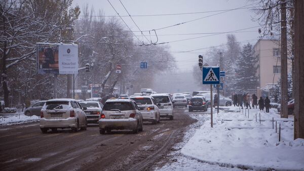 Зима в Бишкеке. Архивное фото - Sputnik Кыргызстан