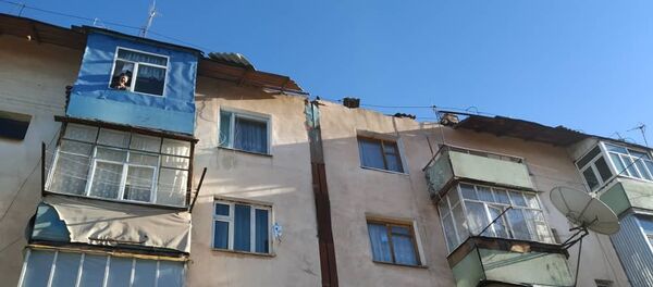 Последствия сильного ветра в Караколе - Sputnik Кыргызстан