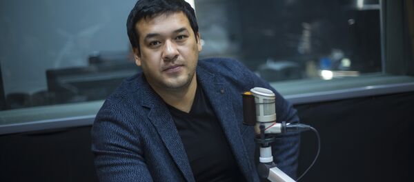 Кыргыз-өзбек киночуларынын биргелешип тарткан Делбирим тасмасында Байтемирдин образын жараткан өзбек актеру Улугбек Кадыров Кыргыз-өзбек киночуларынын биргелешип тарткан Делбирим тасмасында Байтемирдин образын жараткан өзбек актеру Улугбек Кадыров - Sputnik Кыргызстан