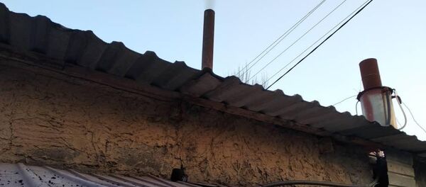 Рейд хозяйствующих субъектов в жилом массиве Дордой, которые наносят вред экологии - Sputnik Кыргызстан